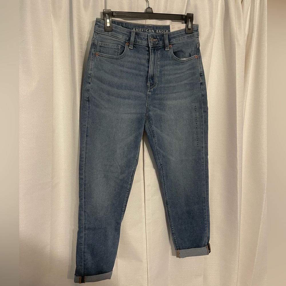 American Eagle Mom Jean